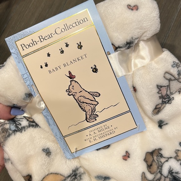 Nwt! Winnie the Pooh baby blanket! - Picture 4 of 5